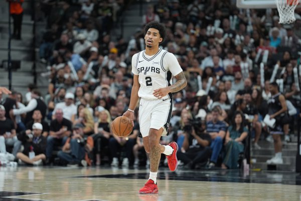 西藏炒股配资 20岁54天！哈珀成为NBA季后赛历史上单场斩获25+最年轻的球员